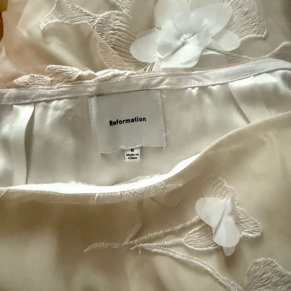 Reformation Gabriella Skirt - Picture 6 of 9